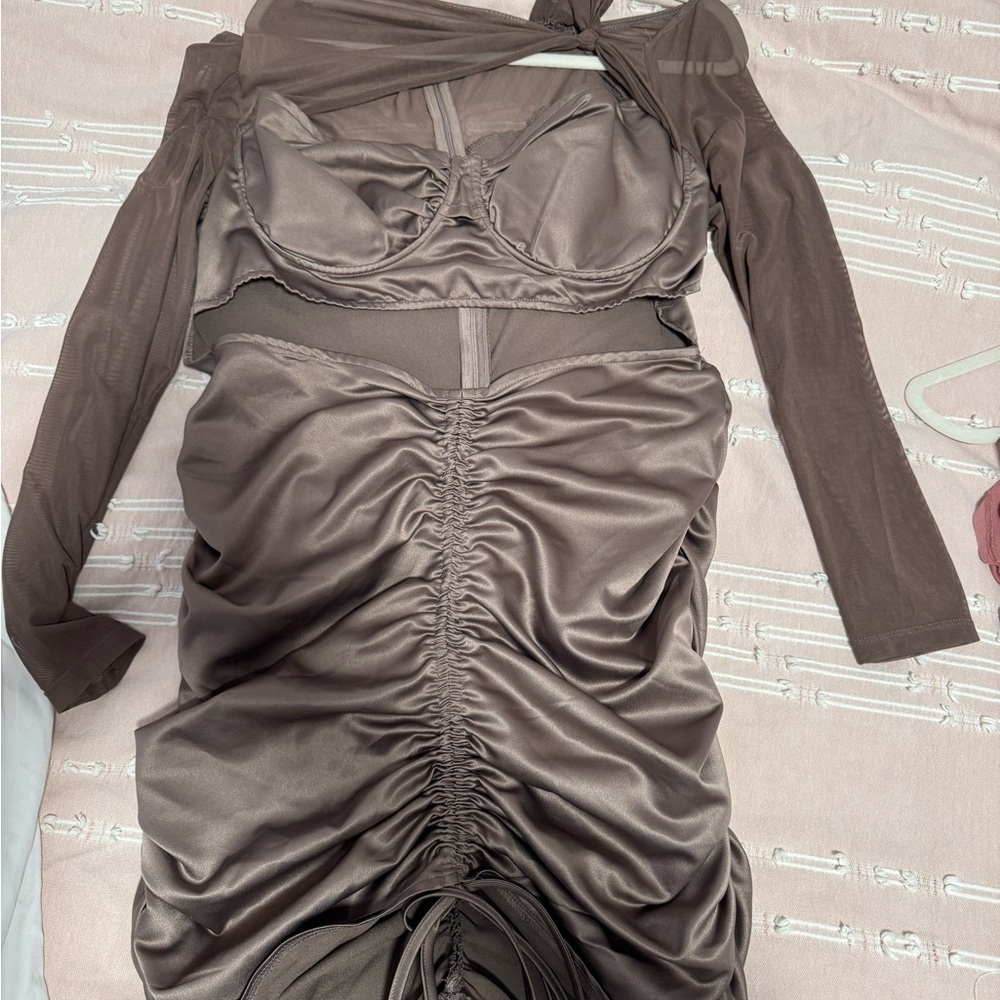 PrettyLittleThing Elegant Long Sleeve Dress in Brown